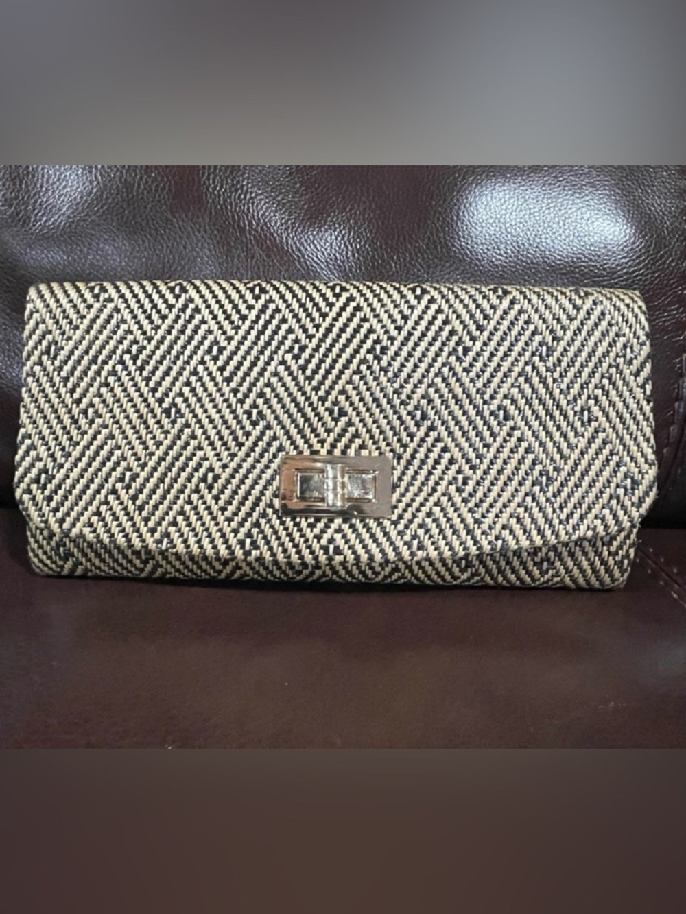 Boho Chic & Beachy Black & Tan Woven Clutch Gold Turn Lock Closure Add a Strap!